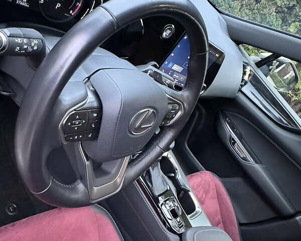 Серый Лексус НХ, объемом двигателя 1.99 л и пробегом 36 тыс. км за 41500 $, фото 26 на Automoto.ua