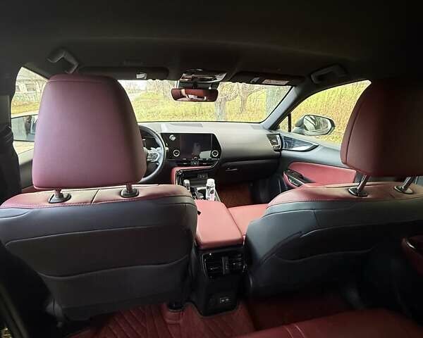 Серый Лексус НХ, объемом двигателя 2.49 л и пробегом 28 тыс. км за 46500 $, фото 9 на Automoto.ua