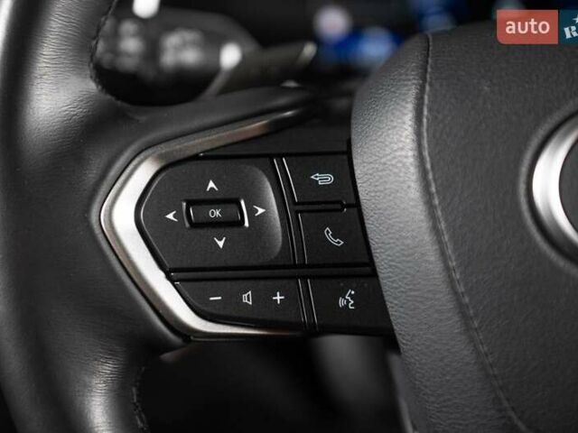 Серый Лексус НХ, объемом двигателя 2.49 л и пробегом 15 тыс. км за 51900 $, фото 48 на Automoto.ua