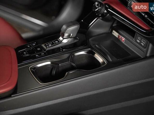 Серый Лексус НХ, объемом двигателя 2.49 л и пробегом 15 тыс. км за 51900 $, фото 56 на Automoto.ua