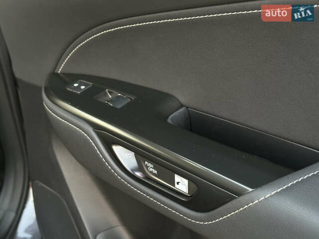 Серый Лексус НХ, объемом двигателя 2.49 л и пробегом 45 тыс. км за 49900 $, фото 38 на Automoto.ua