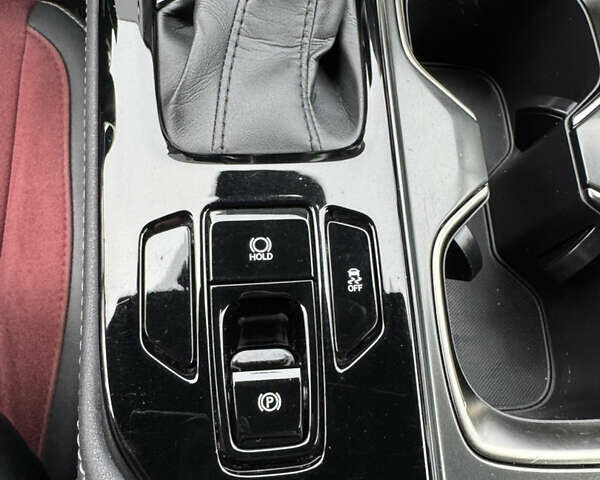 Лексус НХ 2022 в Киеве на Automoto.ua Серый Лексус НХ, объемом двигателя 1.99 л и пробегом 93 тыс. км за 36555 $, фото 40 на Automoto.ua