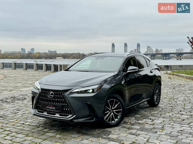Лексус НХ 2022 в Киеве на Automoto.ua Серый Лексус НХ, объемом двигателя 1.99 л и пробегом 93 тыс. км за 36555 $, фото 102 на Automoto.ua