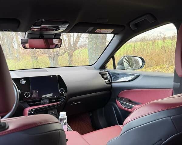 Серый Лексус НХ, объемом двигателя 2.49 л и пробегом 28 тыс. км за 46500 $, фото 10 на Automoto.ua