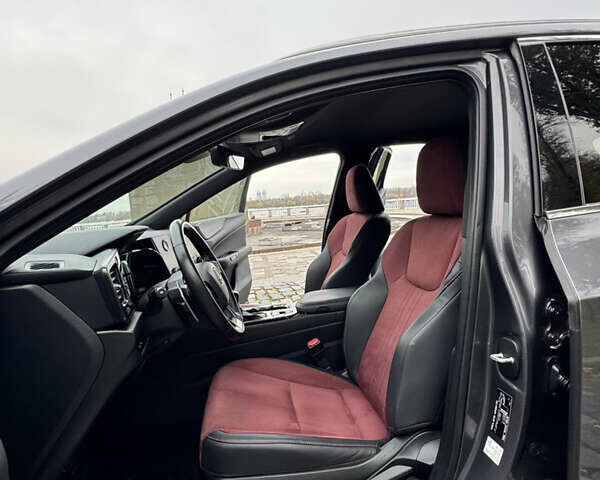 Лексус НХ 2022 в Киеве на Automoto.ua Серый Лексус НХ, объемом двигателя 1.99 л и пробегом 93 тыс. км за 36555 $, фото 65 на Automoto.ua
