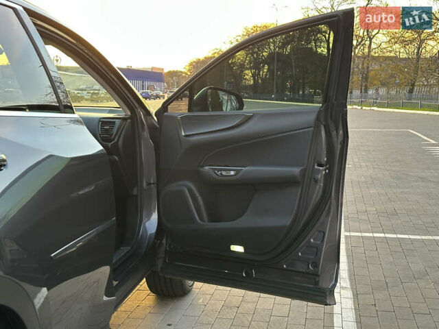 Серый Лексус НХ, объемом двигателя 2.49 л и пробегом 45 тыс. км за 49900 $, фото 47 на Automoto.ua