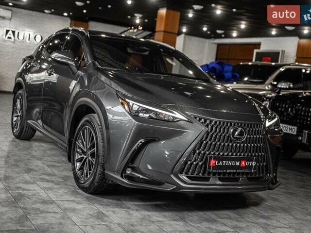 Серый Лексус НХ, объемом двигателя 2.49 л и пробегом 15 тыс. км за 51900 $, фото 37 на Automoto.ua