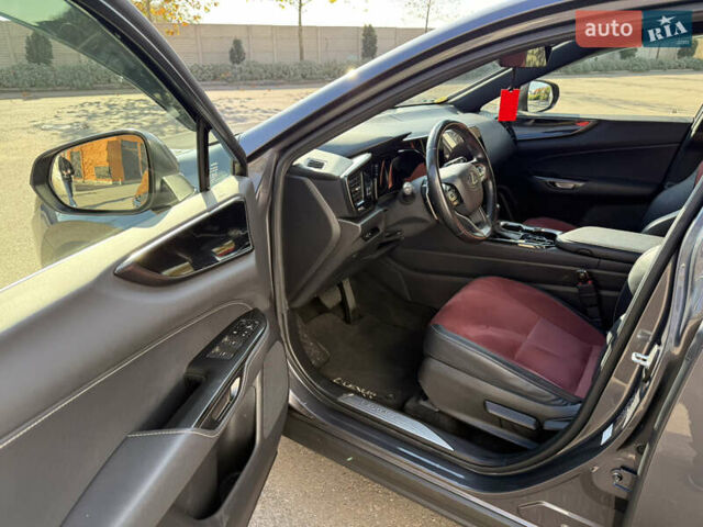 Серый Лексус НХ, объемом двигателя 1.99 л и пробегом 67 тыс. км за 41500 $, фото 16 на Automoto.ua