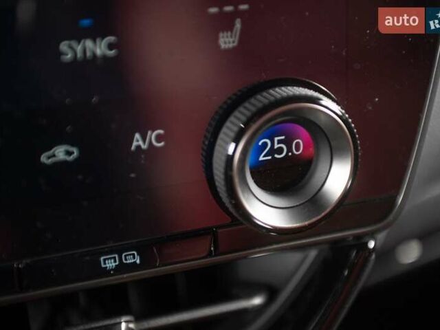 Серый Лексус НХ, объемом двигателя 2.49 л и пробегом 15 тыс. км за 51900 $, фото 29 на Automoto.ua