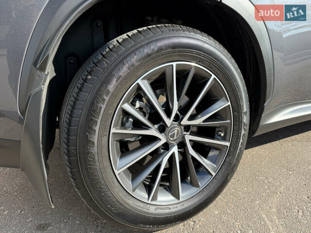 Серый Лексус НХ, объемом двигателя 1.99 л и пробегом 67 тыс. км за 41500 $, фото 14 на Automoto.ua