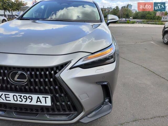 Серый Лексус НХ, объемом двигателя 2.49 л и пробегом 30 тыс. км за 48888 $, фото 46 на Automoto.ua