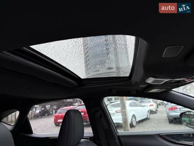 Сірий Лексус НХ, об'ємом двигуна 2.39 л та пробігом 60 тис. км за 46500 $, фото 11 на Automoto.ua