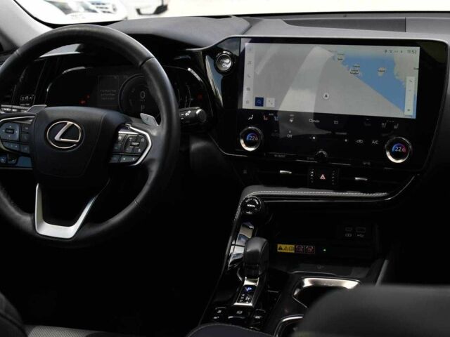 Сірий Лексус НХ, об'ємом двигуна 2.5 л та пробігом 30 тис. км за 48850 $, фото 19 на Automoto.ua