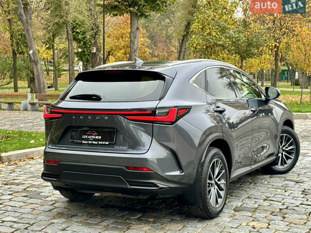 Лексус НХ 2022 в Киеве на Automoto.ua Серый Лексус НХ, объемом двигателя 1.99 л и пробегом 93 тыс. км за 36555 $, фото 49 на Automoto.ua
