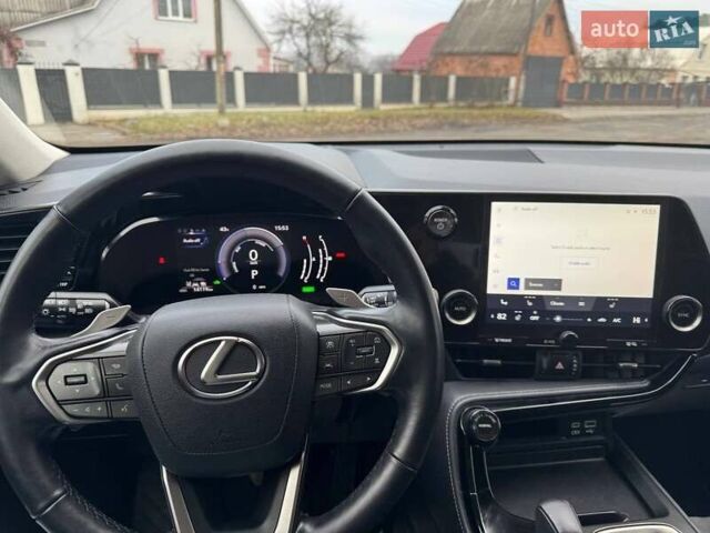 Сірий Лексус НХ, об'ємом двигуна 2.49 л та пробігом 14 тис. км за 49200 $, фото 20 на Automoto.ua
