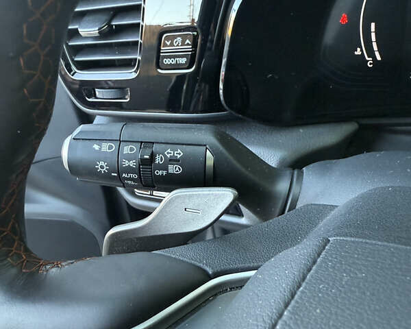 Серый Лексус НХ, объемом двигателя 2.39 л и пробегом 37 тыс. км за 42900 $, фото 43 на Automoto.ua