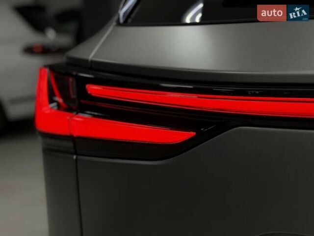 Серый Лексус НХ, объемом двигателя 2.49 л и пробегом 8 тыс. км за 54500 $, фото 23 на Automoto.ua