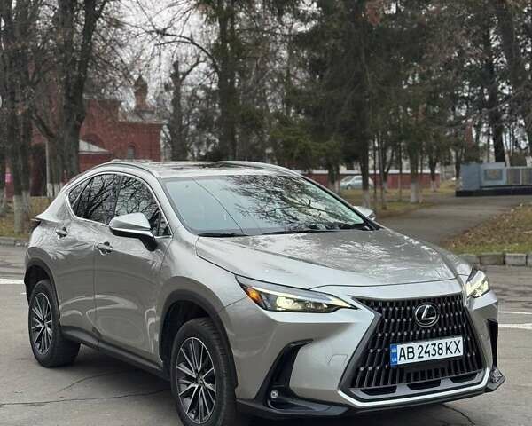 Сірий Лексус НХ, об'ємом двигуна 2.49 л та пробігом 14 тис. км за 49200 $, фото 5 на Automoto.ua