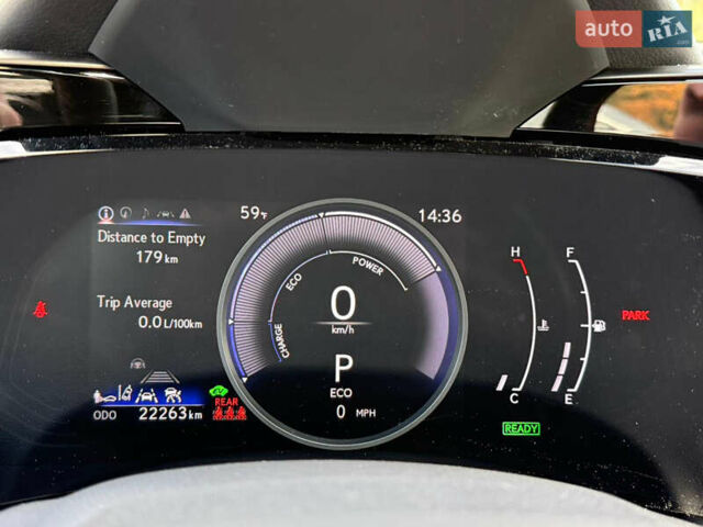 Лексус НХ 2023 в Киеве на Automoto.ua Серый Лексус НХ, объемом двигателя 2.49 л и пробегом 22 тыс. км за 48500 $, фото 20 на Automoto.ua