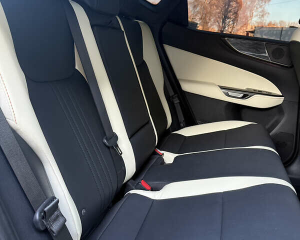 Серый Лексус НХ, объемом двигателя 2.39 л и пробегом 37 тыс. км за 42900 $, фото 26 на Automoto.ua