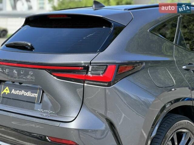 Серый Лексус НХ, объемом двигателя 2.49 л и пробегом 32 тыс. км за 55500 $, фото 44 на Automoto.ua