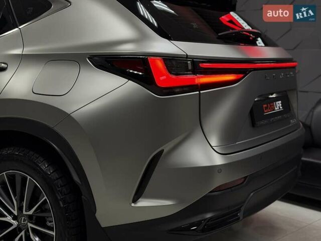 Серый Лексус НХ, объемом двигателя 2.49 л и пробегом 8 тыс. км за 54500 $, фото 25 на Automoto.ua