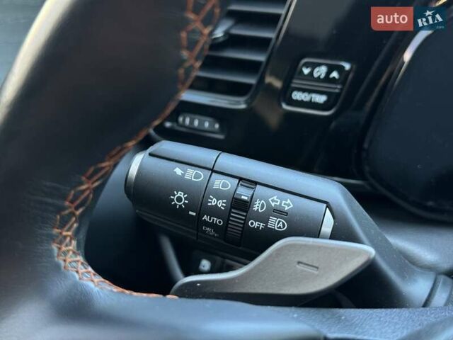 Серый Лексус НХ, объемом двигателя 2.49 л и пробегом 32 тыс. км за 55500 $, фото 39 на Automoto.ua