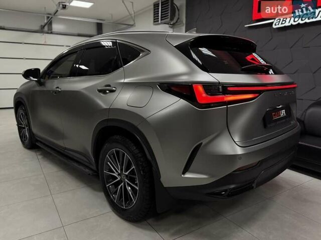 Серый Лексус НХ, объемом двигателя 2.49 л и пробегом 8 тыс. км за 54500 $, фото 33 на Automoto.ua