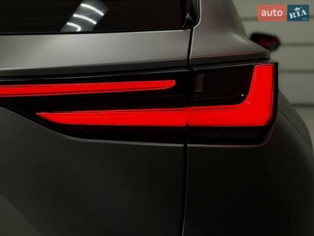 Серый Лексус НХ, объемом двигателя 2.49 л и пробегом 8 тыс. км за 54500 $, фото 22 на Automoto.ua