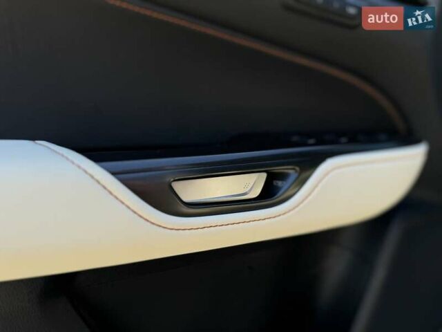 Серый Лексус НХ, объемом двигателя 2.49 л и пробегом 32 тыс. км за 55500 $, фото 13 на Automoto.ua