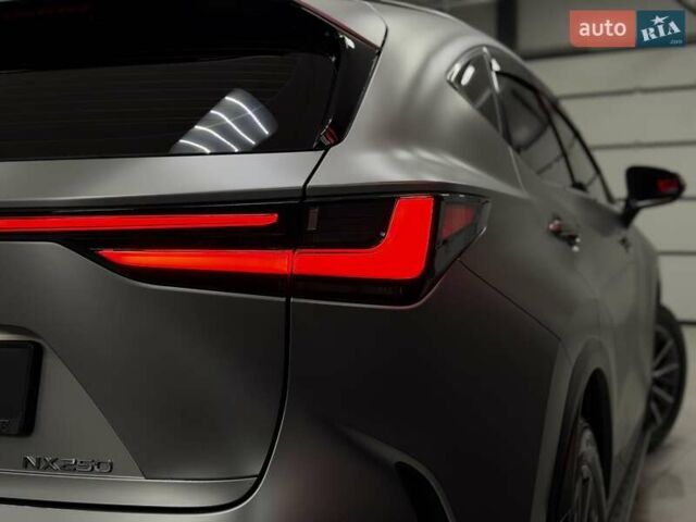 Серый Лексус НХ, объемом двигателя 2.49 л и пробегом 8 тыс. км за 54500 $, фото 15 на Automoto.ua