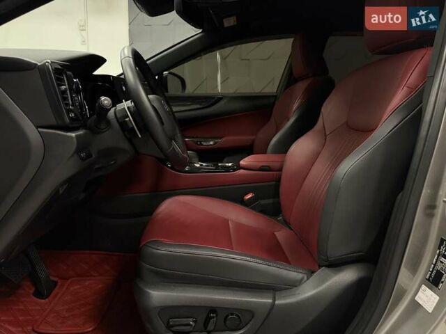 Серый Лексус НХ, объемом двигателя 2.49 л и пробегом 8 тыс. км за 54500 $, фото 45 на Automoto.ua