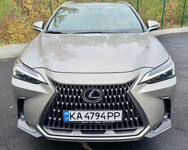 Лексус НХ 2023 в Киеве на Automoto.ua Серый Лексус НХ, объемом двигателя 2.49 л и пробегом 22 тыс. км за 48500 $, фото 1 на Automoto.ua