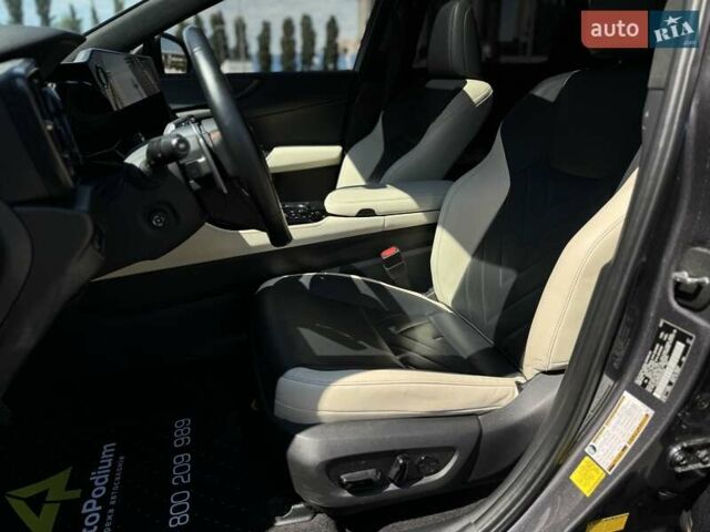 Серый Лексус НХ, объемом двигателя 2.49 л и пробегом 32 тыс. км за 55500 $, фото 17 на Automoto.ua