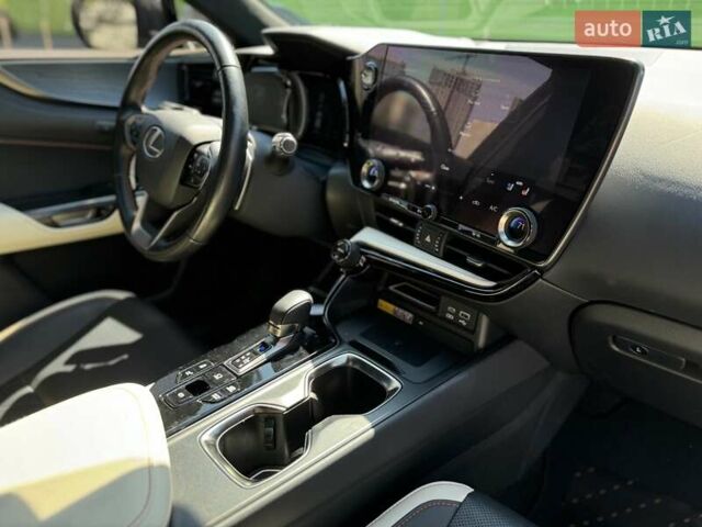 Серый Лексус НХ, объемом двигателя 2.49 л и пробегом 32 тыс. км за 55500 $, фото 22 на Automoto.ua