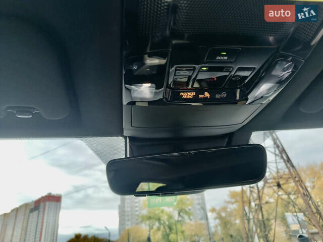 Лексус НХ 2023 в Киеве на Automoto.ua Серый Лексус НХ, объемом двигателя 2.49 л и пробегом 22 тыс. км за 48500 $, фото 19 на Automoto.ua