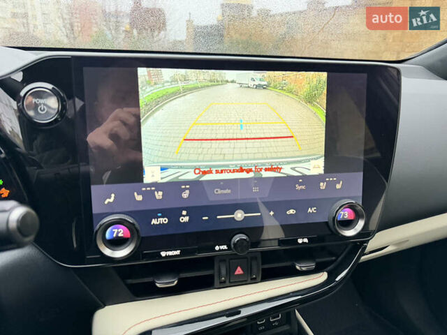 Сірий Лексус НХ, об'ємом двигуна 2.49 л та пробігом 13 тис. км за 54000 $, фото 14 на Automoto.ua