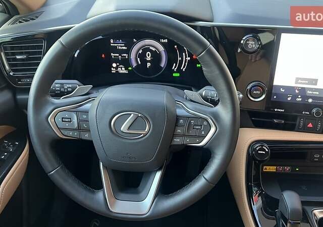 Серый Лексус НХ, объемом двигателя 2.49 л и пробегом 13 тыс. км за 48976 $, фото 5 на Automoto.ua
