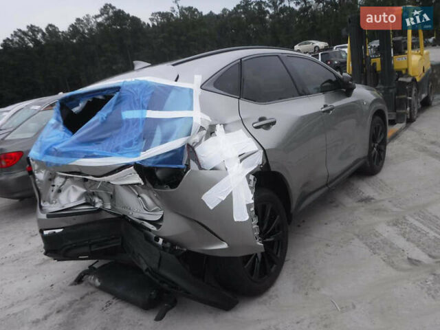 Лексус НХ 2024 у Одесі на Automoto.ua Сірий Лексус НХ, об'ємом двигуна 2.49 л та пробігом 9 тис. км за 56500 $, фото 4 на Automoto.ua