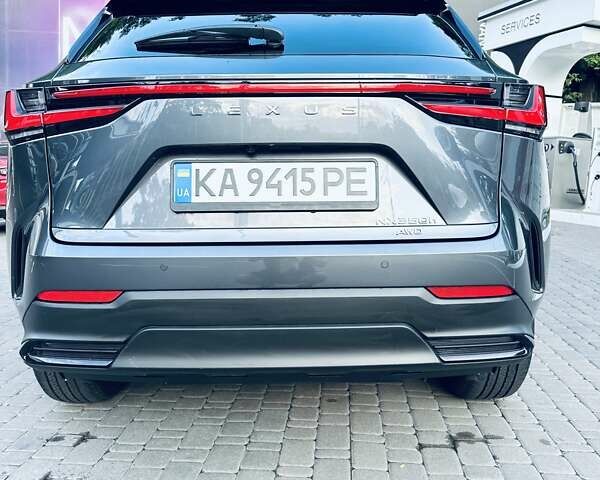 Серый Лексус НХ, объемом двигателя 2.49 л и пробегом 6 тыс. км за 54000 $, фото 8 на Automoto.ua
