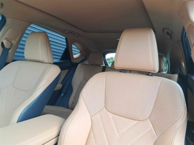 Сірий Лексус НХ, об'ємом двигуна 2.5 л та пробігом 8 тис. км за 26000 $, фото 17 на Automoto.ua