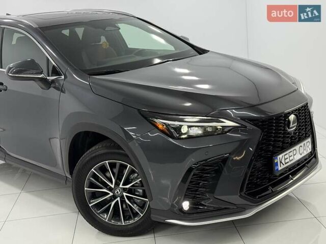 Серый Лексус НХ, объемом двигателя 0 л и пробегом 1 тыс. км за 53500 $, фото 2 на Automoto.ua