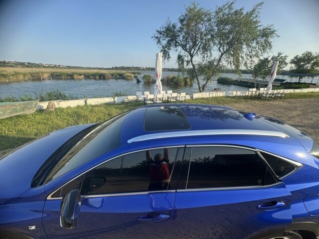 Синий Лексус НХ, объемом двигателя 2 л и пробегом 96 тыс. км за 24500 $, фото 6 на Automoto.ua