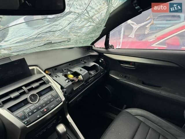 Синій Лексус НХ, об'ємом двигуна 2 л та пробігом 130 тис. км за 14100 $, фото 15 на Automoto.ua
