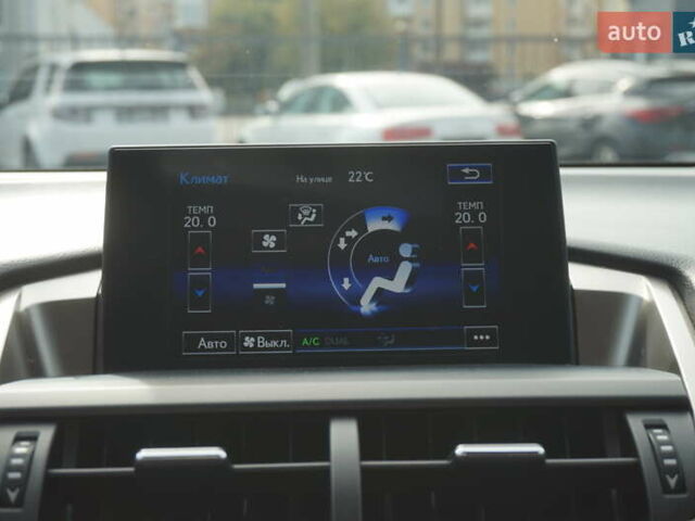 Синій Лексус НХ, об'ємом двигуна 2 л та пробігом 95 тис. км за 23500 $, фото 56 на Automoto.ua