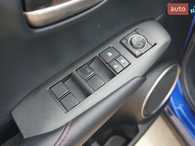 Синій Лексус НХ, об'ємом двигуна 2 л та пробігом 95 тис. км за 23500 $, фото 18 на Automoto.ua