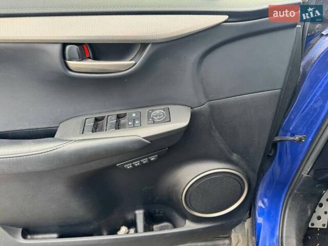 Синій Лексус НХ, об'ємом двигуна 2 л та пробігом 130 тис. км за 14100 $, фото 10 на Automoto.ua