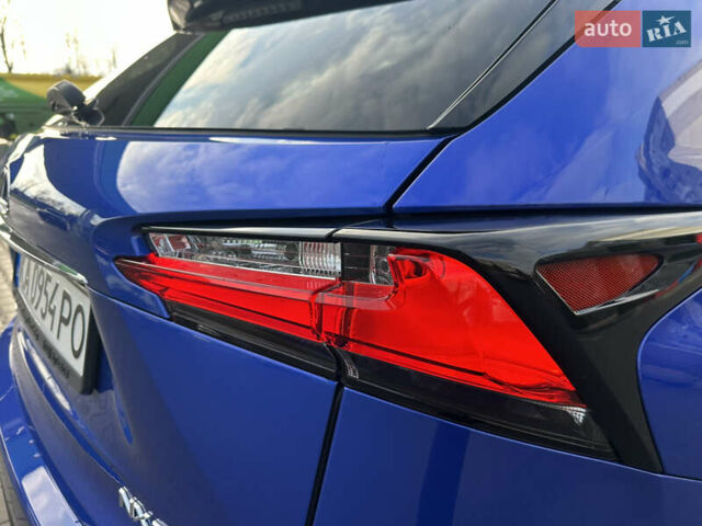 Синій Лексус НХ, об'ємом двигуна 2 л та пробігом 191 тис. км за 21900 $, фото 18 на Automoto.ua