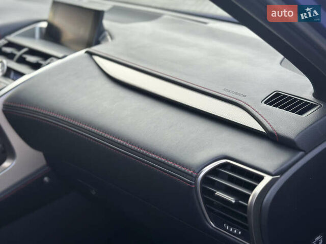 Синий Лексус НХ, объемом двигателя 2 л и пробегом 191 тыс. км за 21900 $, фото 31 на Automoto.ua