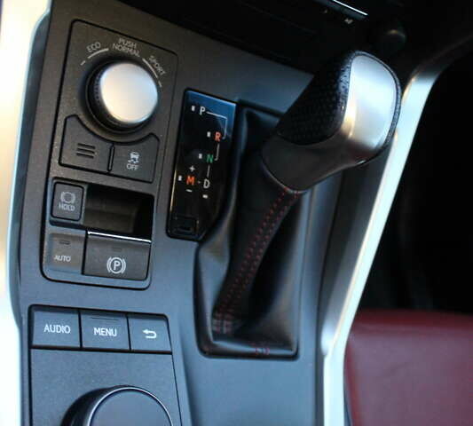 Синий Лексус НХ, объемом двигателя 2 л и пробегом 34 тыс. км за 28990 $, фото 90 на Automoto.ua